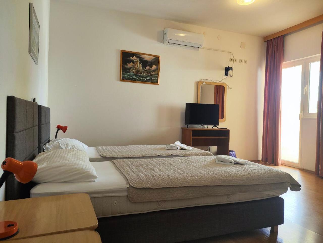 Tonino Apartments Pag Town Dış mekan fotoğraf